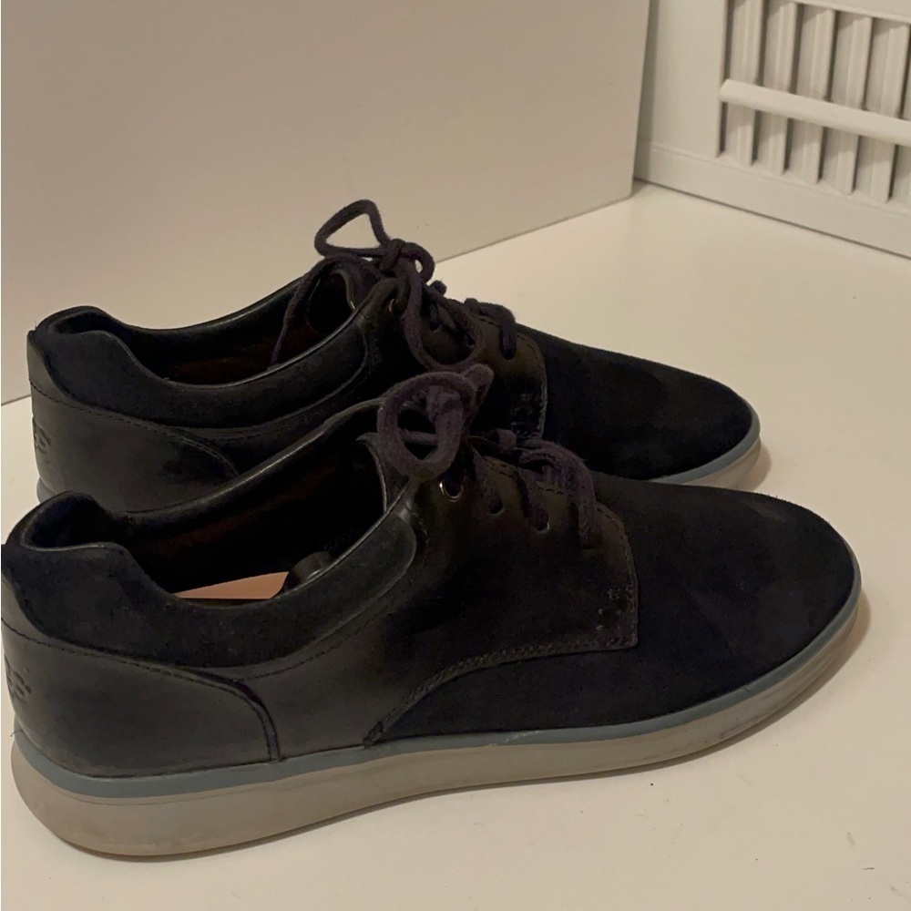 Ugg men shots in a good condition suede and leather - Picture 5 of 12